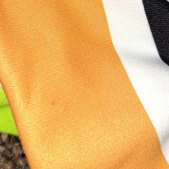 Fabletics Powerhold Salar Capri Women's Large Colorful 80's Print - Picture 5 of 9